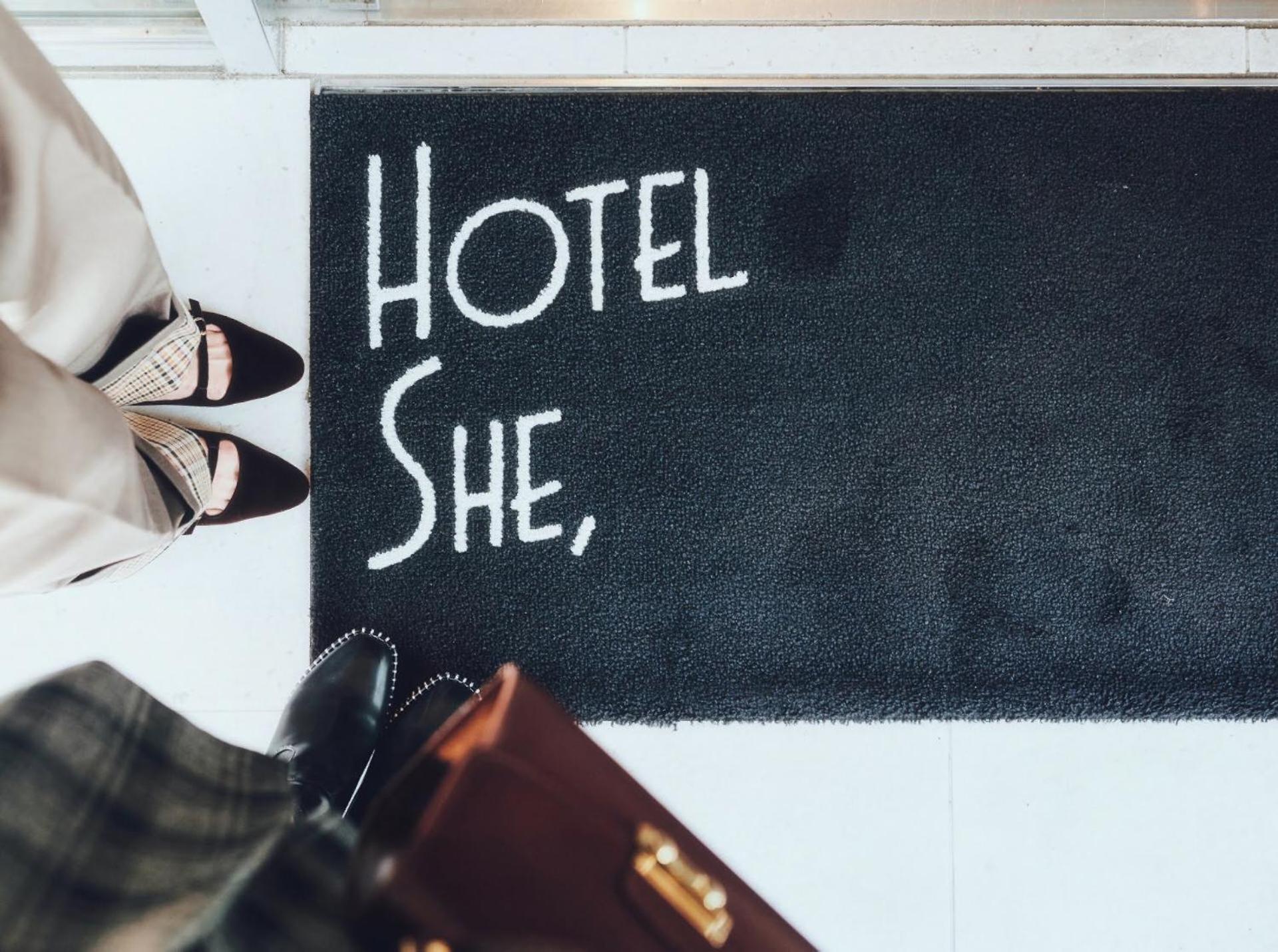 Hotel She, Kyoto Exteriör bild